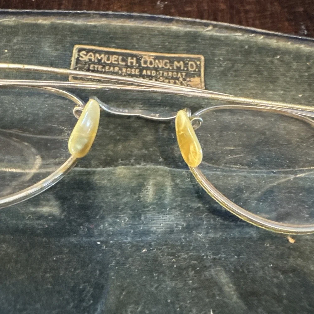 Antique Round Eye Glasses / Antique Spectacles in Original Well Cared For Case